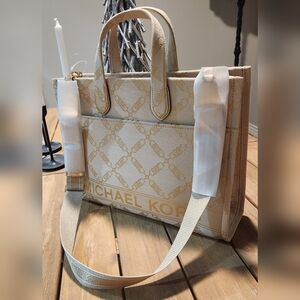 MICHAEL KORS Gigi Large Grab Tote Nat/Pale Gold NWT